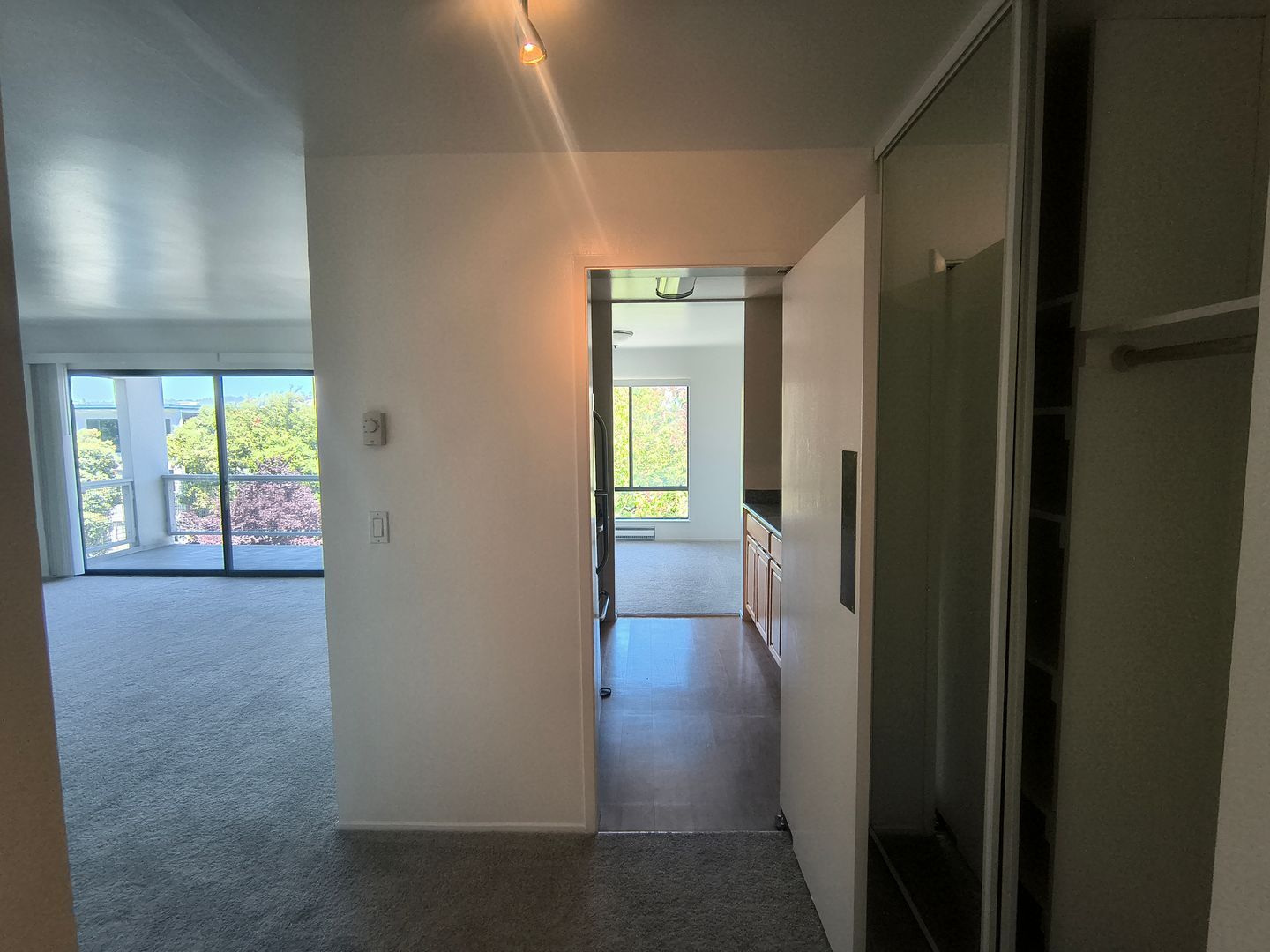 5 Commodore Drive #412 - Emeryville - California - 1 bed, 1 bath rental property