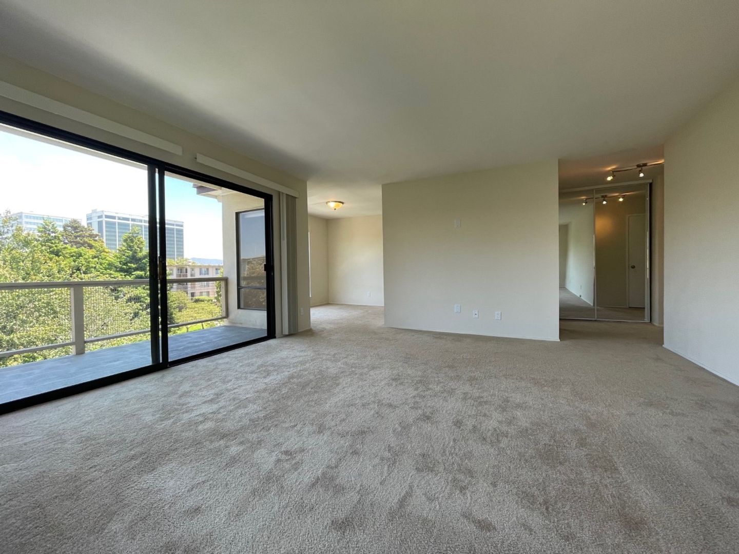 5 Commodore Drive #412 - Emeryville - California - 1 bed, 1 bath rental property