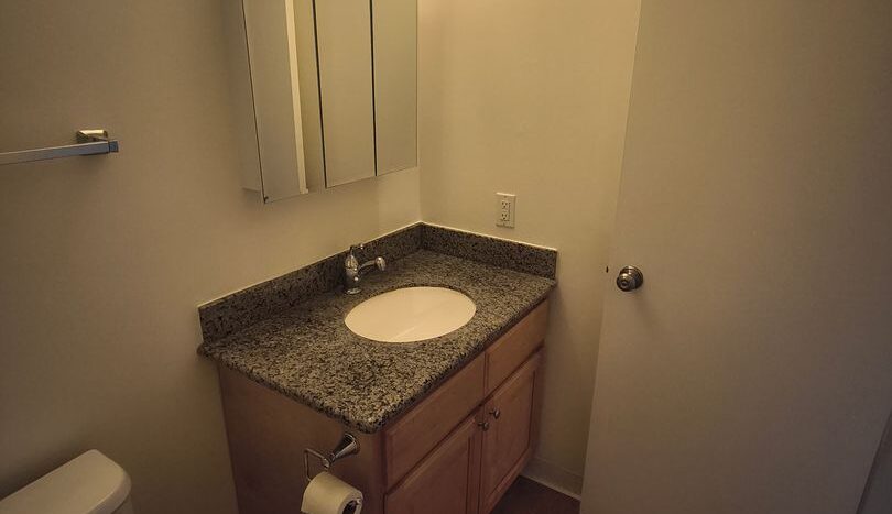 5 Commodore Drive #412 - Emeryville - California - 1 bed, 1 bath rental property