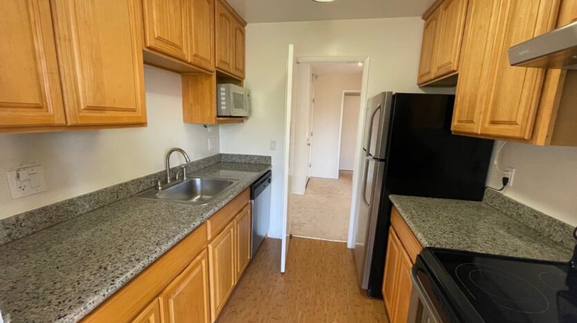 5 Commodore Drive #412 - Emeryville - California - 1 bed, 1 bath rental property