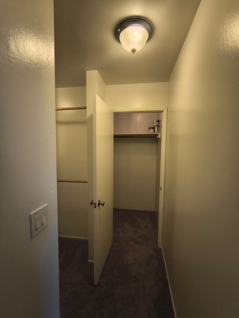5 Commodore Drive #412 - Emeryville - California - 1 bed, 1 bath rental property