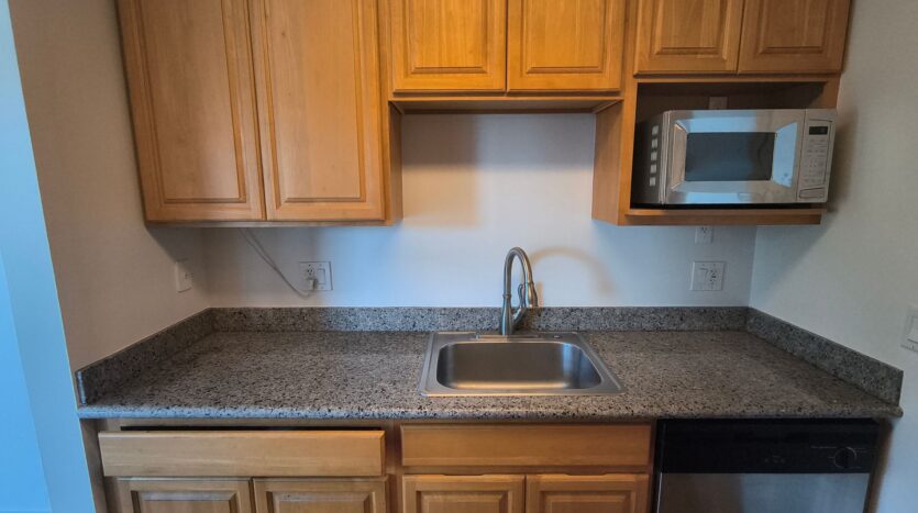 5 Commodore Drive #412 - Emeryville - California - 1 bed, 1 bath rental property