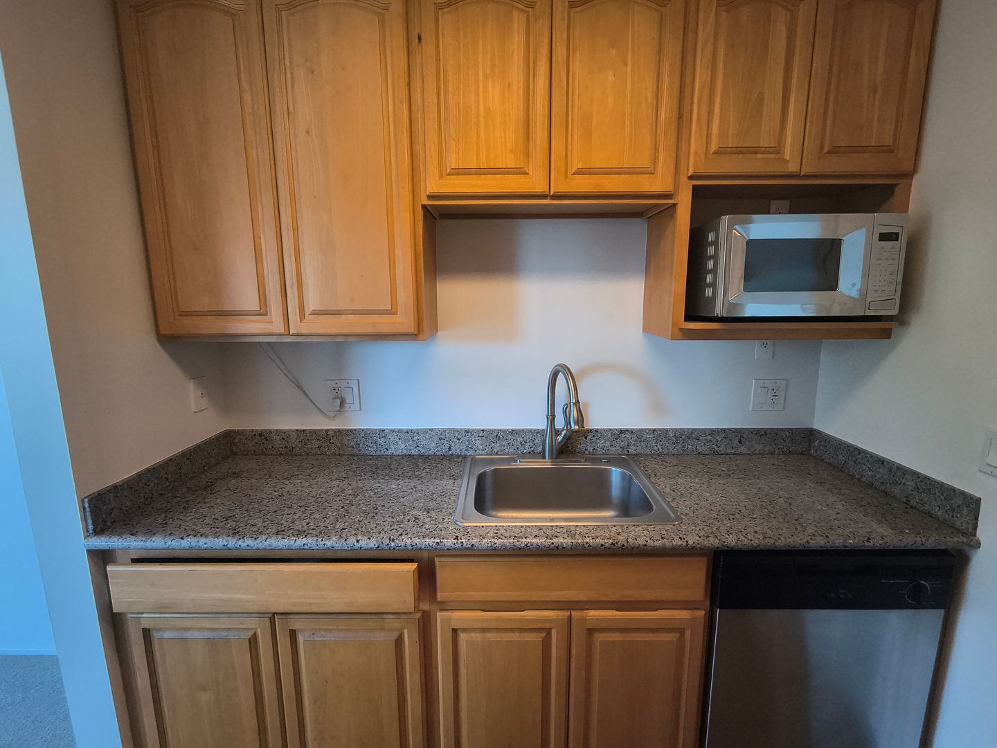 5 Commodore Drive #412 - Emeryville - California - 1 bed, 1 bath rental property