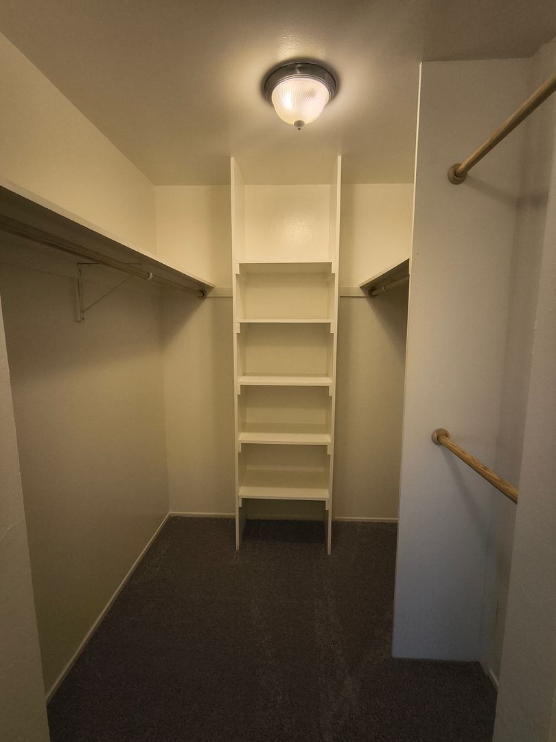 5 Commodore Drive #412 - Emeryville - California - 1 bed, 1 bath rental property