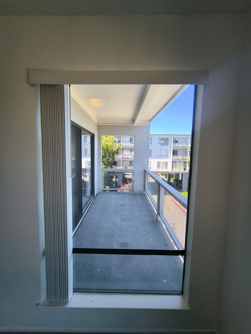 5 Commodore Drive #412 - Emeryville - California - 1 bed, 1 bath rental property