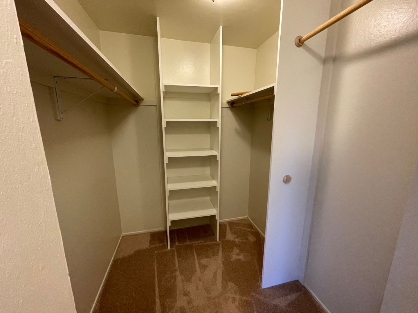 5 Commodore Drive #412 - Emeryville - California - 1 bed, 1 bath rental property