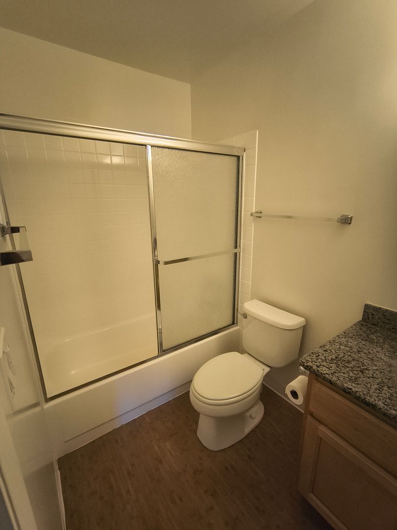 5 Commodore Drive #412 - Emeryville - California - 1 bed, 1 bath rental property