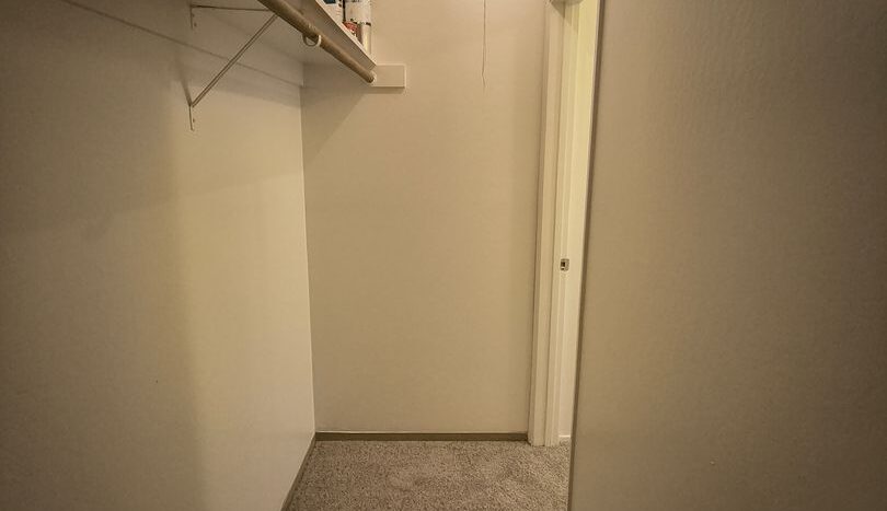 5 Commodore Drive #412 - Emeryville - California - 1 bed, 1 bath rental property