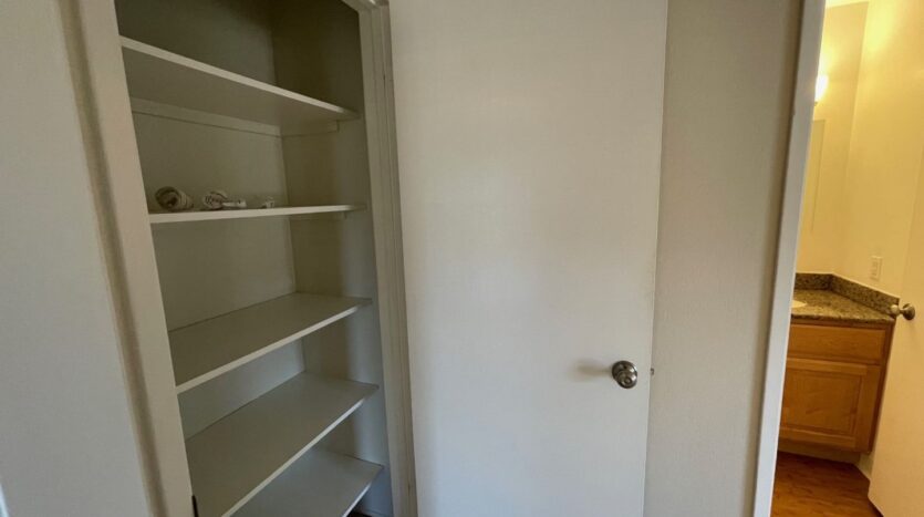 5 Commodore Drive #412 - Emeryville - California - 1 bed, 1 bath rental property