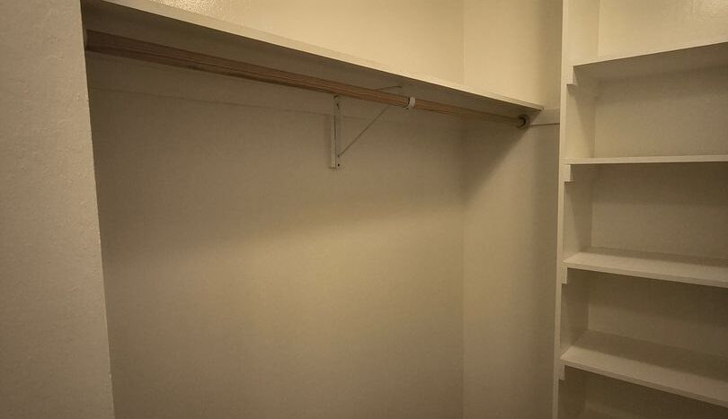 5 Commodore Drive #412 - Emeryville - California - 1 bed, 1 bath rental property