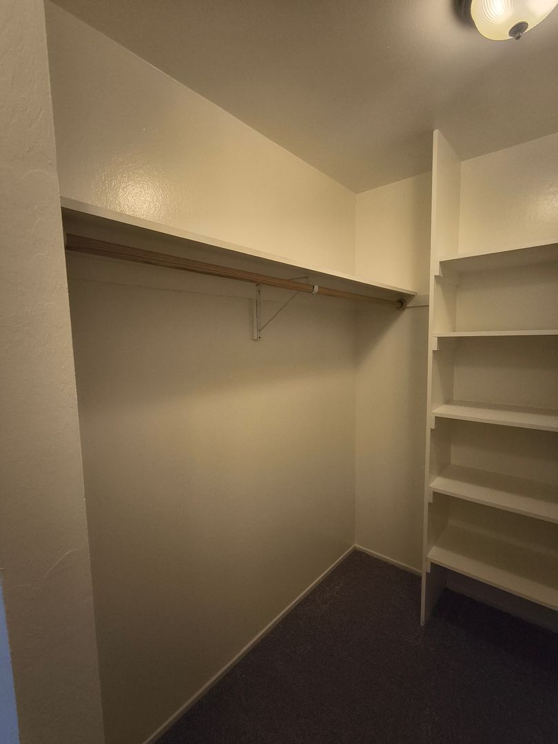 5 Commodore Drive #412 - Emeryville - California - 1 bed, 1 bath rental property