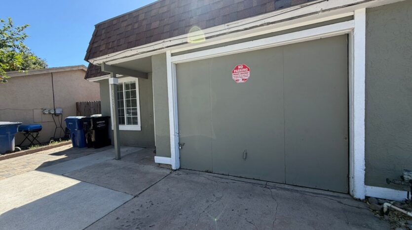 5061 Shell St  - North Highlands - California - 2 bed, 1 bath rental property