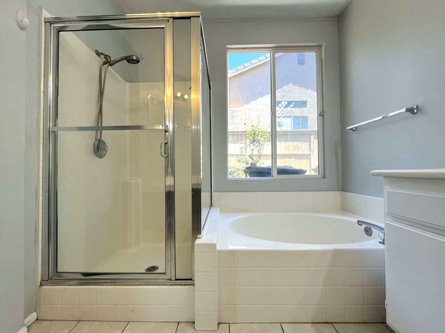 511 Shasta Drive - Corona - California - 3 bed, 2 bath rental property