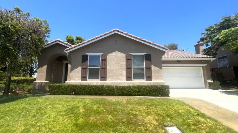 511 Shasta Drive - Corona - California - 3 bed, 2 bath rental property