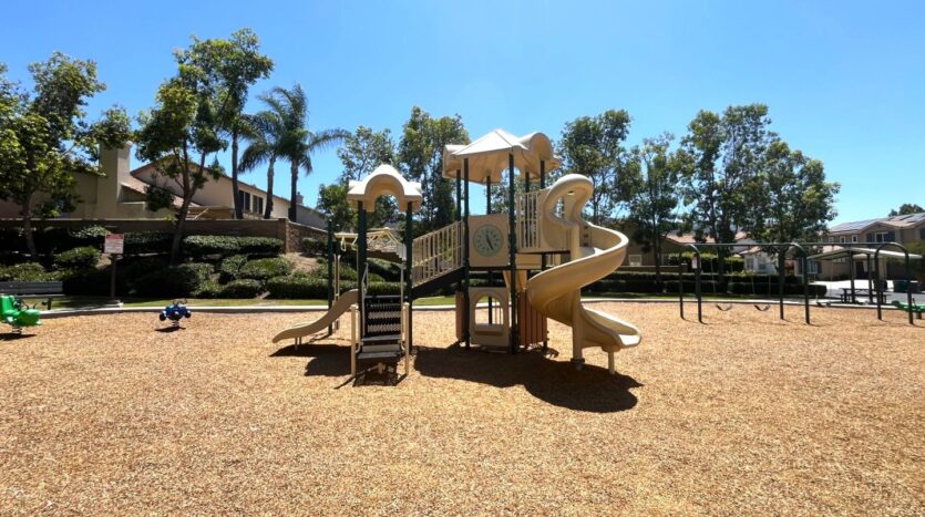 511 Shasta Drive - Corona - California - 3 bed, 2 bath rental property