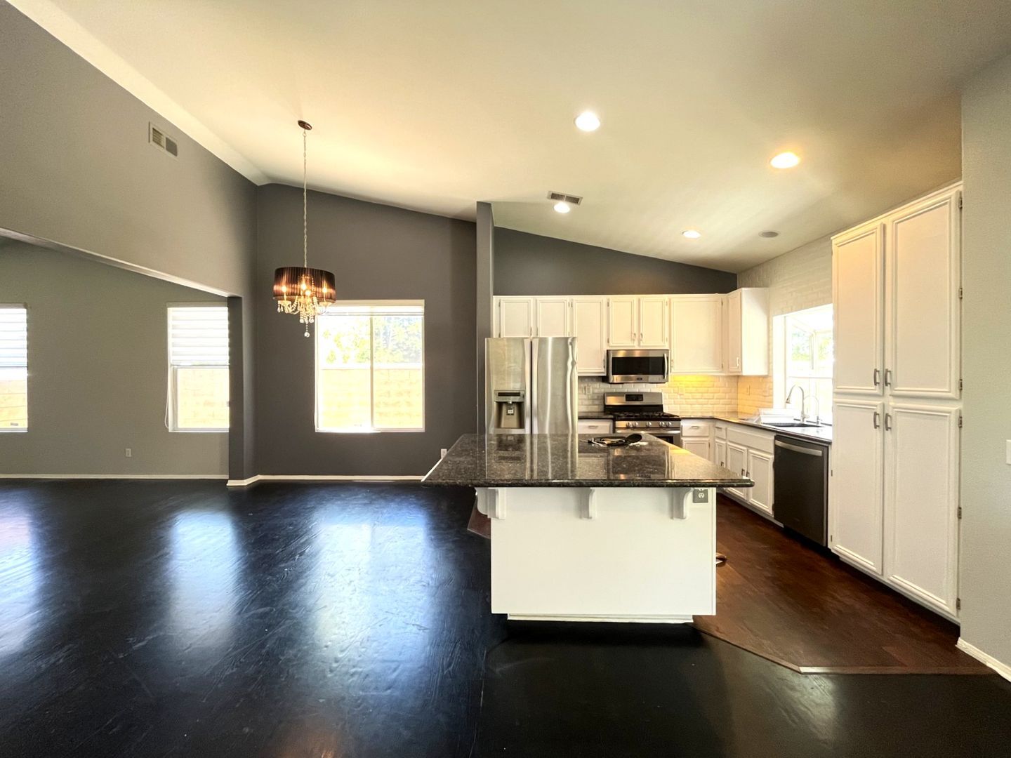 511 Shasta Drive - Corona - California - 3 bed, 2 bath rental property