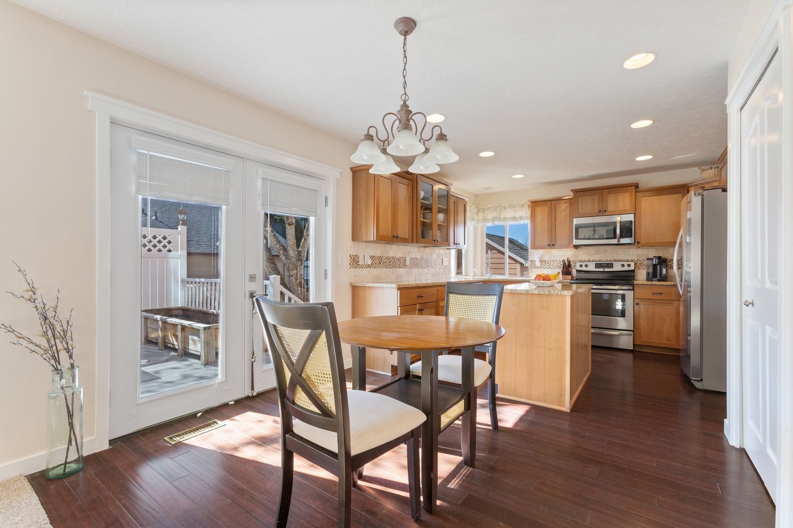 5168 SE 12th Way - Gresham - Oregon - 3 bed, 2.5 bath rental property