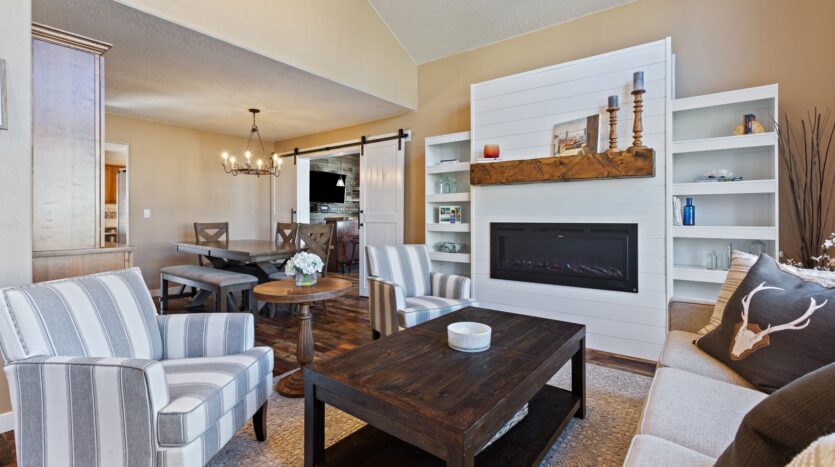 5168 SE 12th Way - Gresham - Oregon - 3 bed, 2.5 bath rental property