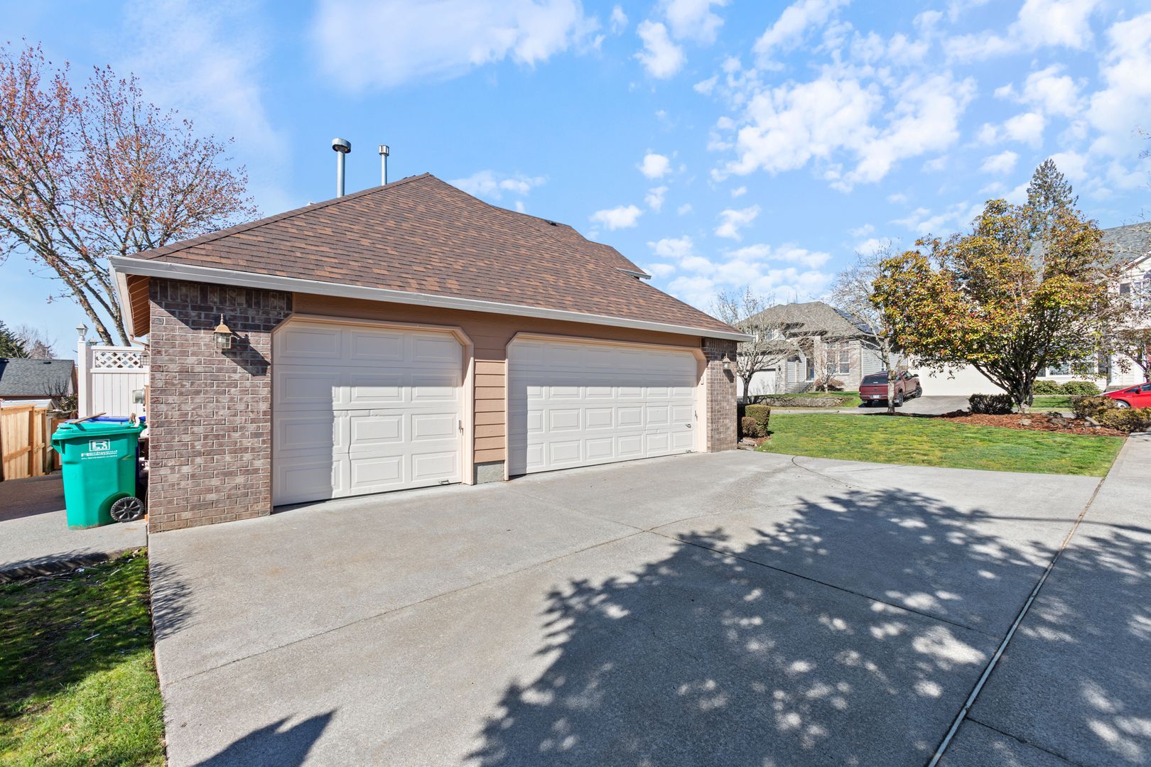 5168 SE 12th Way - Gresham - Oregon - 3 bed, 2.5 bath rental property