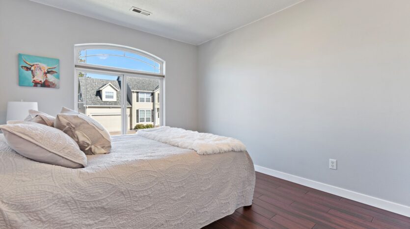 5168 SE 12th Way - Gresham - Oregon - 3 bed, 2.5 bath rental property