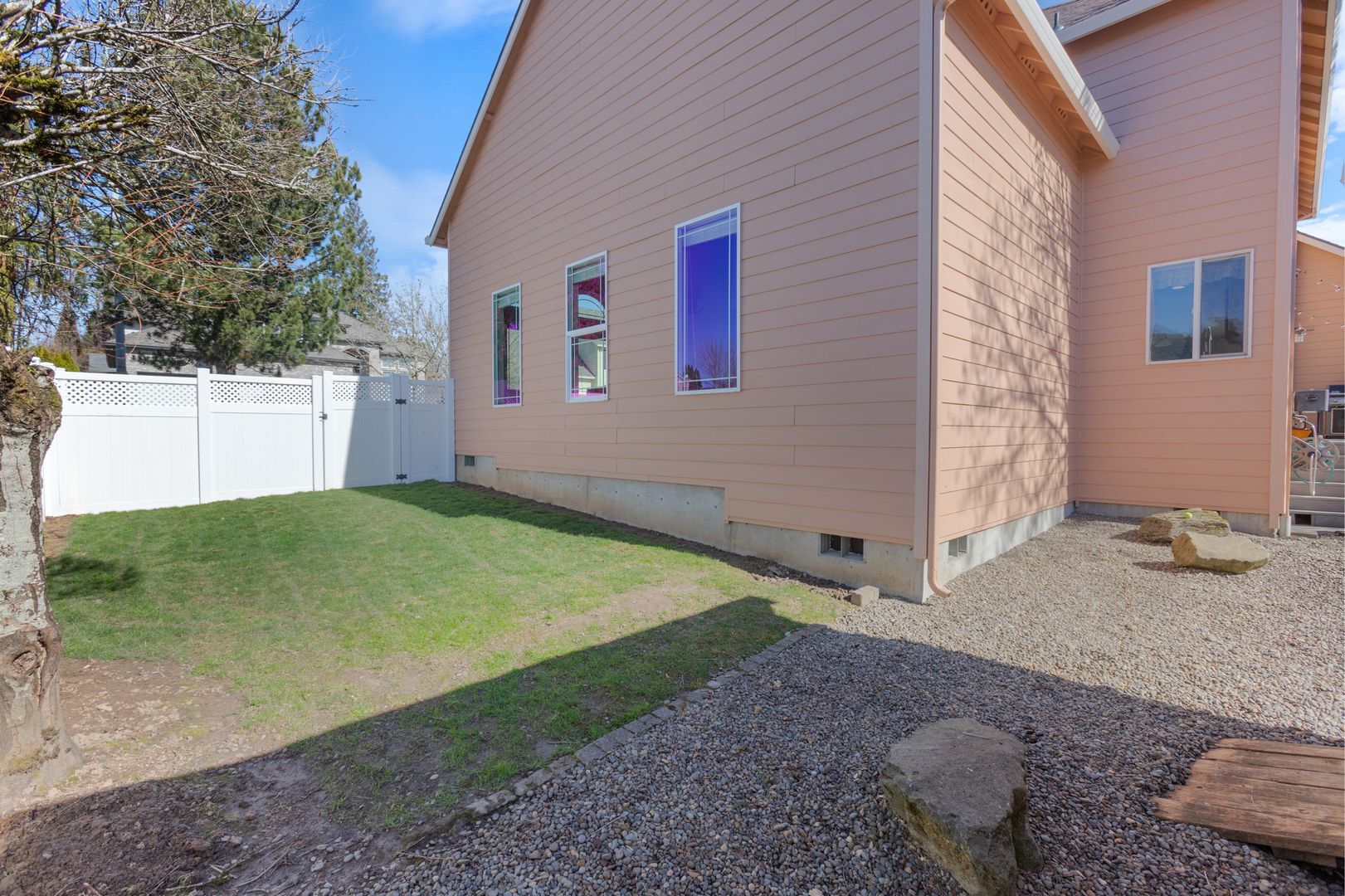 5168 SE 12th Way - Gresham - Oregon - 3 bed, 2.5 bath rental property