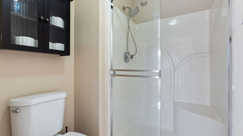 5168 SE 12th Way - Gresham - Oregon - 3 bed, 2.5 bath rental property