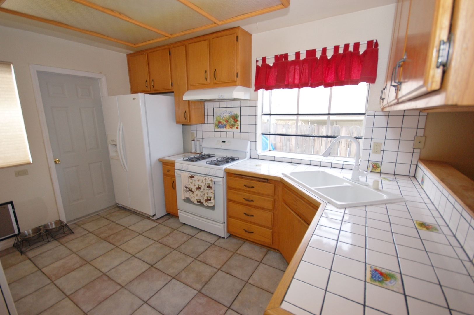 517 Barnett Drive - San Marcos - California - 3 bed, 2 bath rental property
