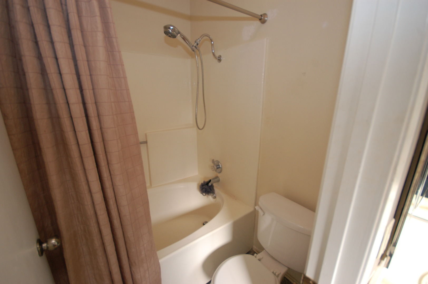 517 Barnett Drive - San Marcos - California - 3 bed, 2 bath rental property