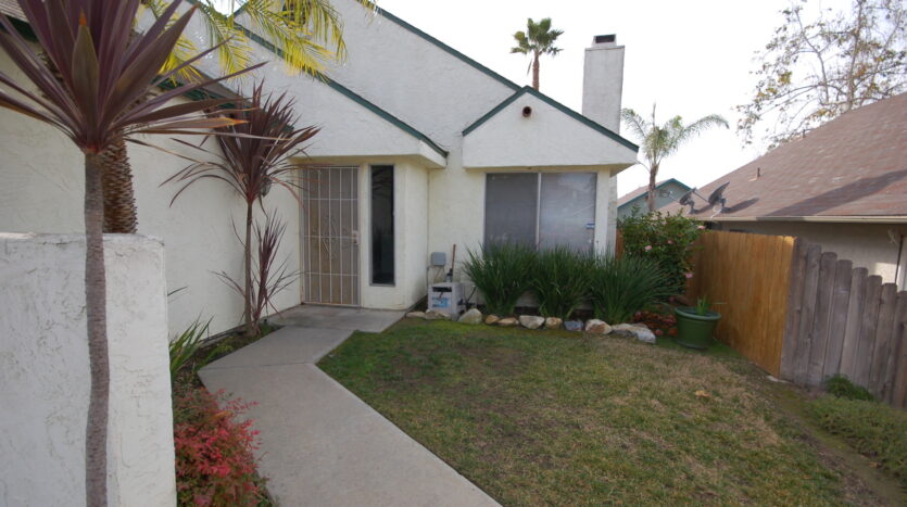 517 Barnett Drive - San Marcos - California - 3 bed, 2 bath rental property