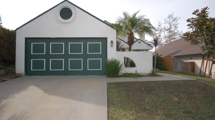 517 Barnett Drive - San Marcos - California - 3 bed, 2 bath rental property