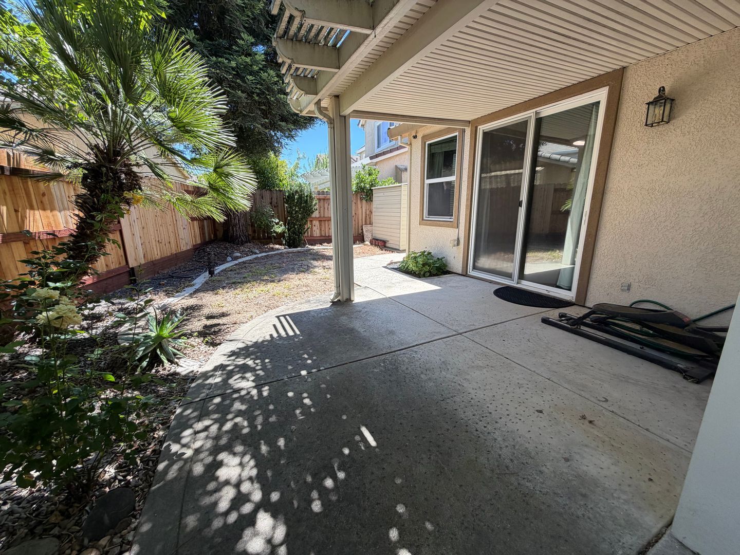 5501 Claudied Way  - Elk Grove - California - 4 bed, 2 bath rental property