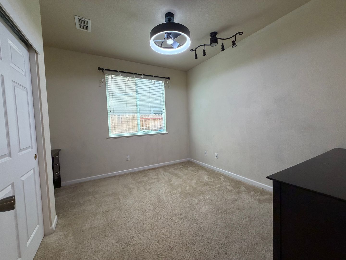 5501 Claudied Way  - Elk Grove - California - 4 bed, 2 bath rental property