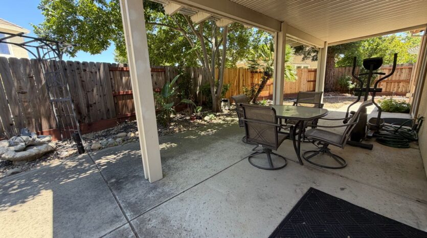 5501 Claudied Way  - Elk Grove - California - 4 bed, 2 bath rental property
