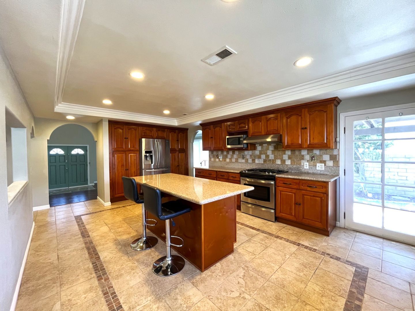 581 S Greenwich St - Anaheim - California - 4 bed, 3 bath rental property