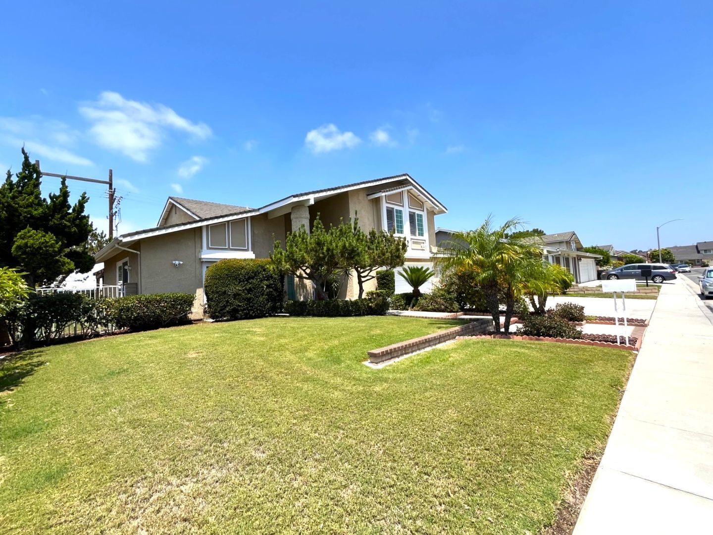 581 S Greenwich St - Anaheim - California - 4 bed, 3 bath rental property