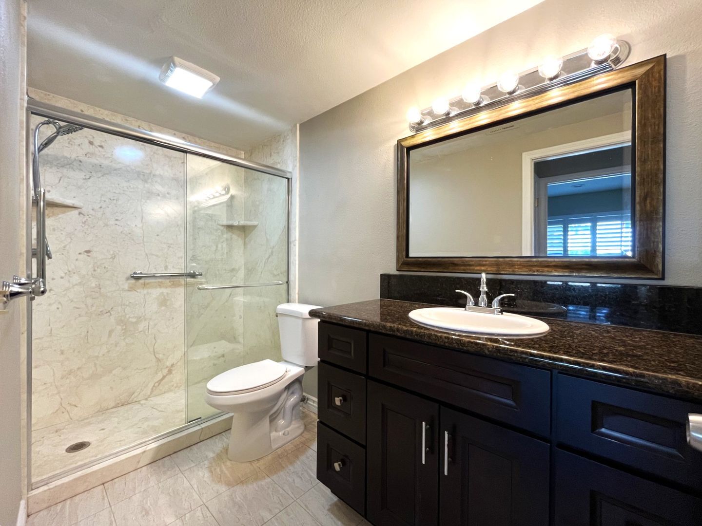 581 S Greenwich St - Anaheim - California - 4 bed, 3 bath rental property