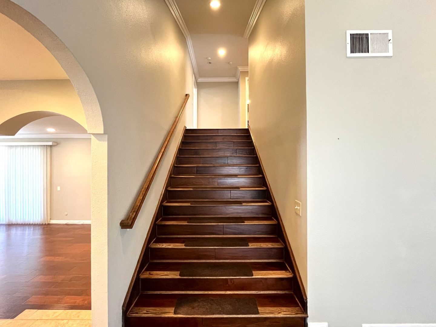 581 S Greenwich St - Anaheim - California - 4 bed, 3 bath rental property