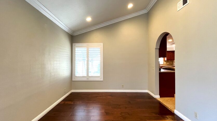 581 S Greenwich St - Anaheim - California - 4 bed, 3 bath rental property