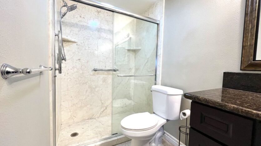 581 S Greenwich St - Anaheim - California - 4 bed, 3 bath rental property