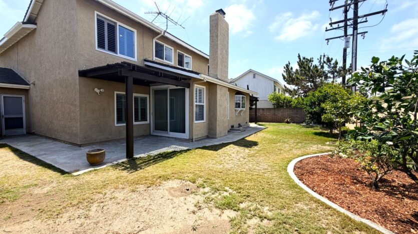 581 S Greenwich St - Anaheim - California - 4 bed, 3 bath rental property