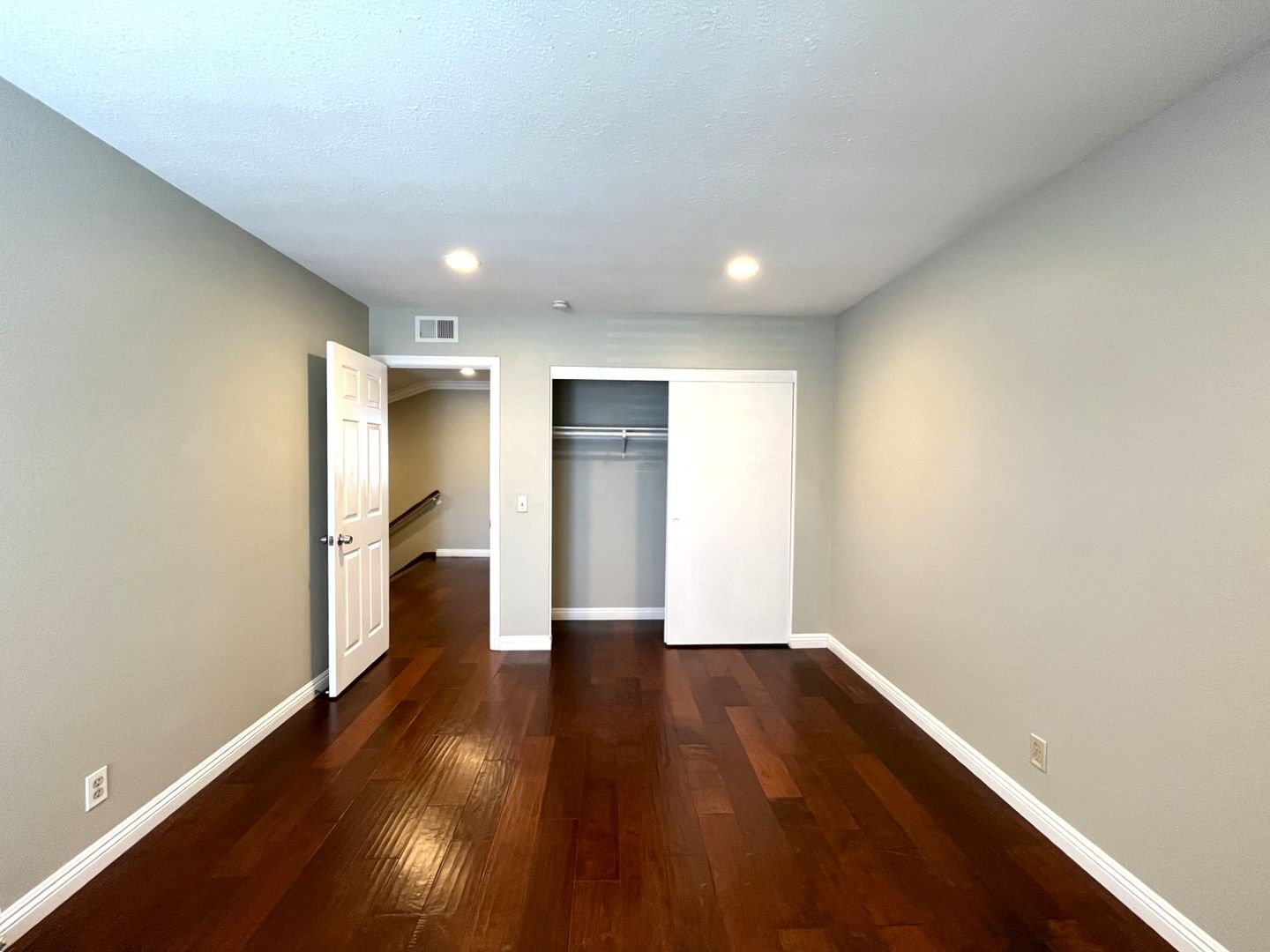 581 S Greenwich St - Anaheim - California - 4 bed, 3 bath rental property