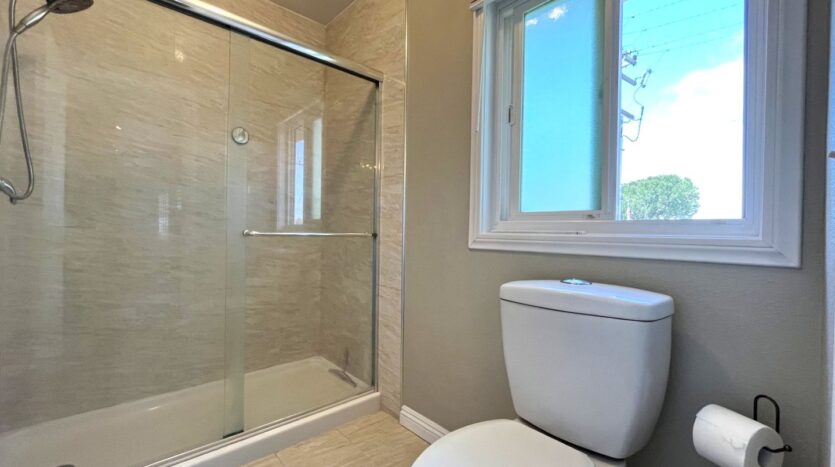 581 S Greenwich St - Anaheim - California - 4 bed, 3 bath rental property