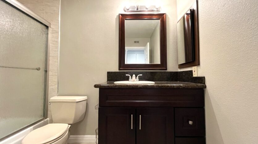 581 S Greenwich St - Anaheim - California - 4 bed, 3 bath rental property