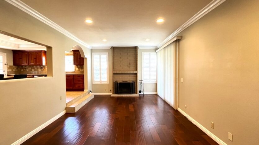 581 S Greenwich St - Anaheim - California - 4 bed, 3 bath rental property