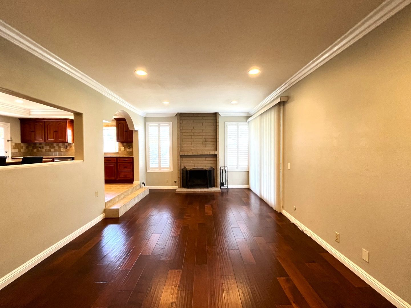 581 S Greenwich St - Anaheim - California - 4 bed, 3 bath rental property