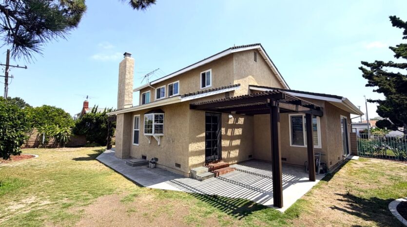 581 S Greenwich St - Anaheim - California - 4 bed, 3 bath rental property