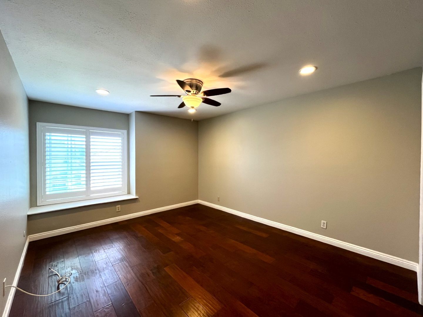 581 S Greenwich St - Anaheim - California - 4 bed, 3 bath rental property