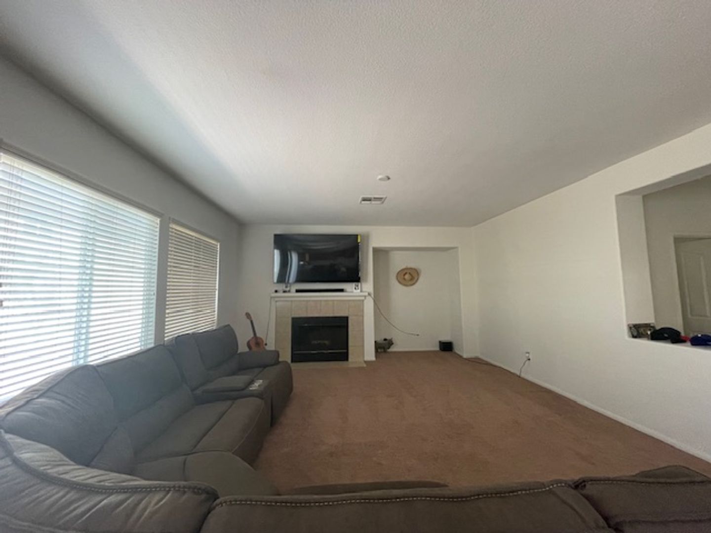 5875 Larry Dean St - Corona - California - 5 bed, 3 bath rental property