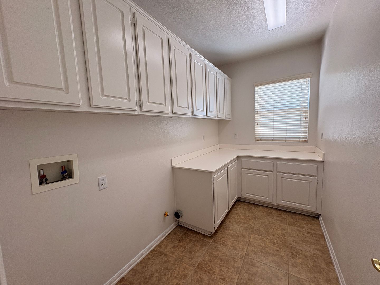 5875 Larry Dean St - Corona - California - 5 bed, 3 bath rental property