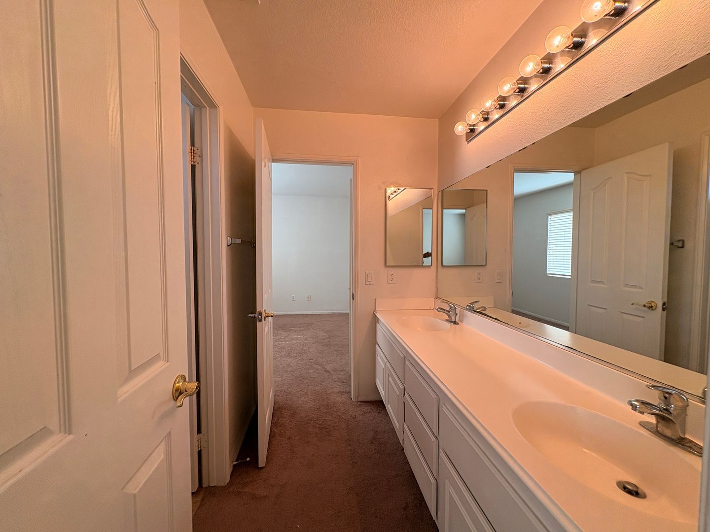 5875 Larry Dean St - Corona - California - 5 bed, 3 bath rental property
